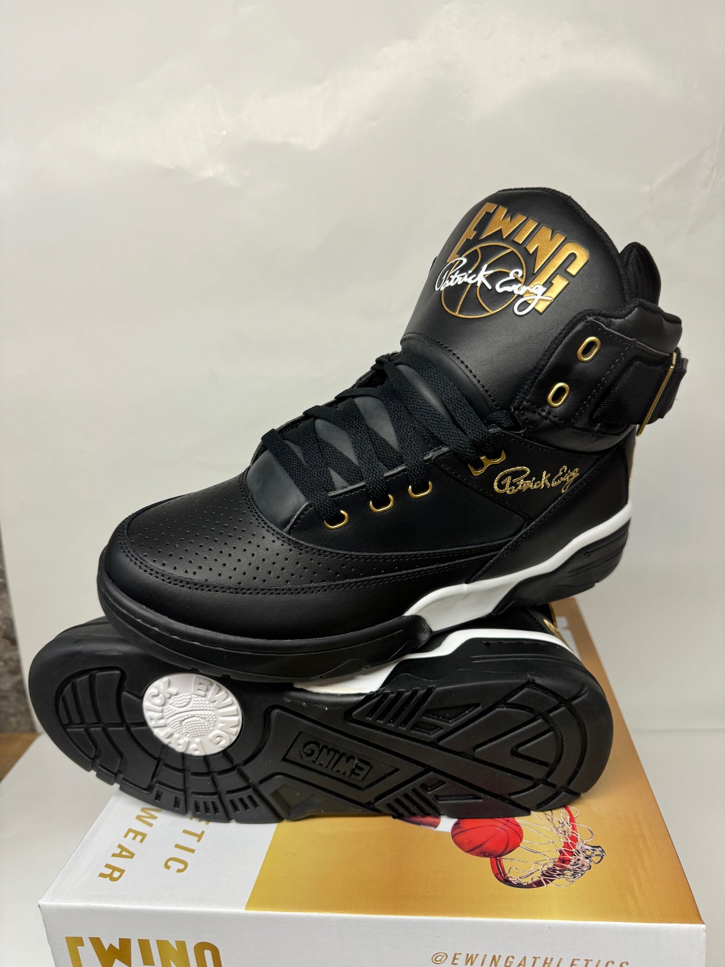 PATRICK EWING ATHLETICS 33 HI x 10 YEAR ANNIVERSARY Black/White/Gold